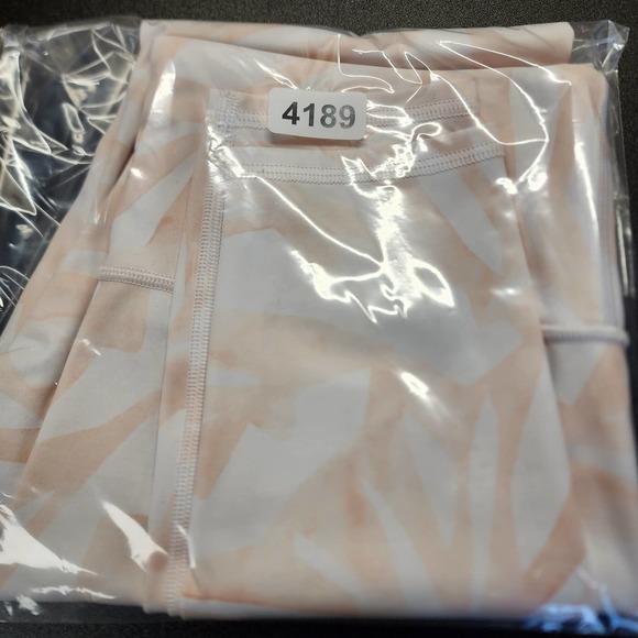 Athleta High Rise Swirl Chaturanga Size Medium - Picture 7 of 7